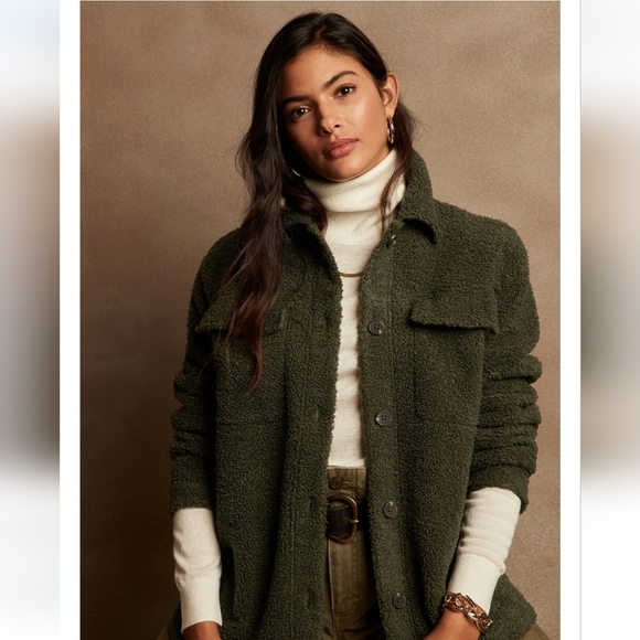 NWT Banana Republic Women's Green Sherpa Trucker Jacket Petite XS - Picture 1 of 12